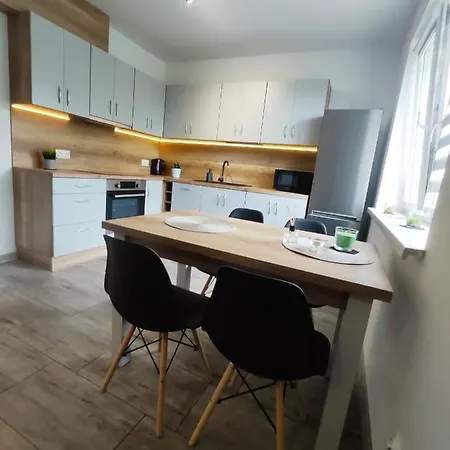 Apartamenty Nova Zator Exterior photo